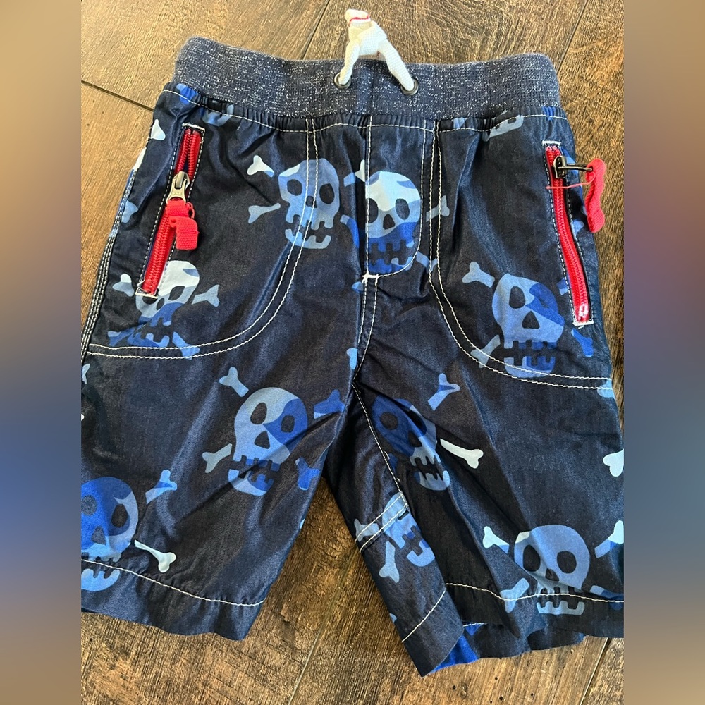 Mini Boden boys shorts